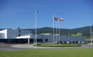 dmcz-img-exterior-02