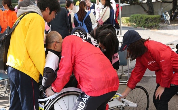 Support for Oita International Wheelchair Marathon