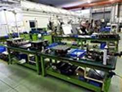 金型工場