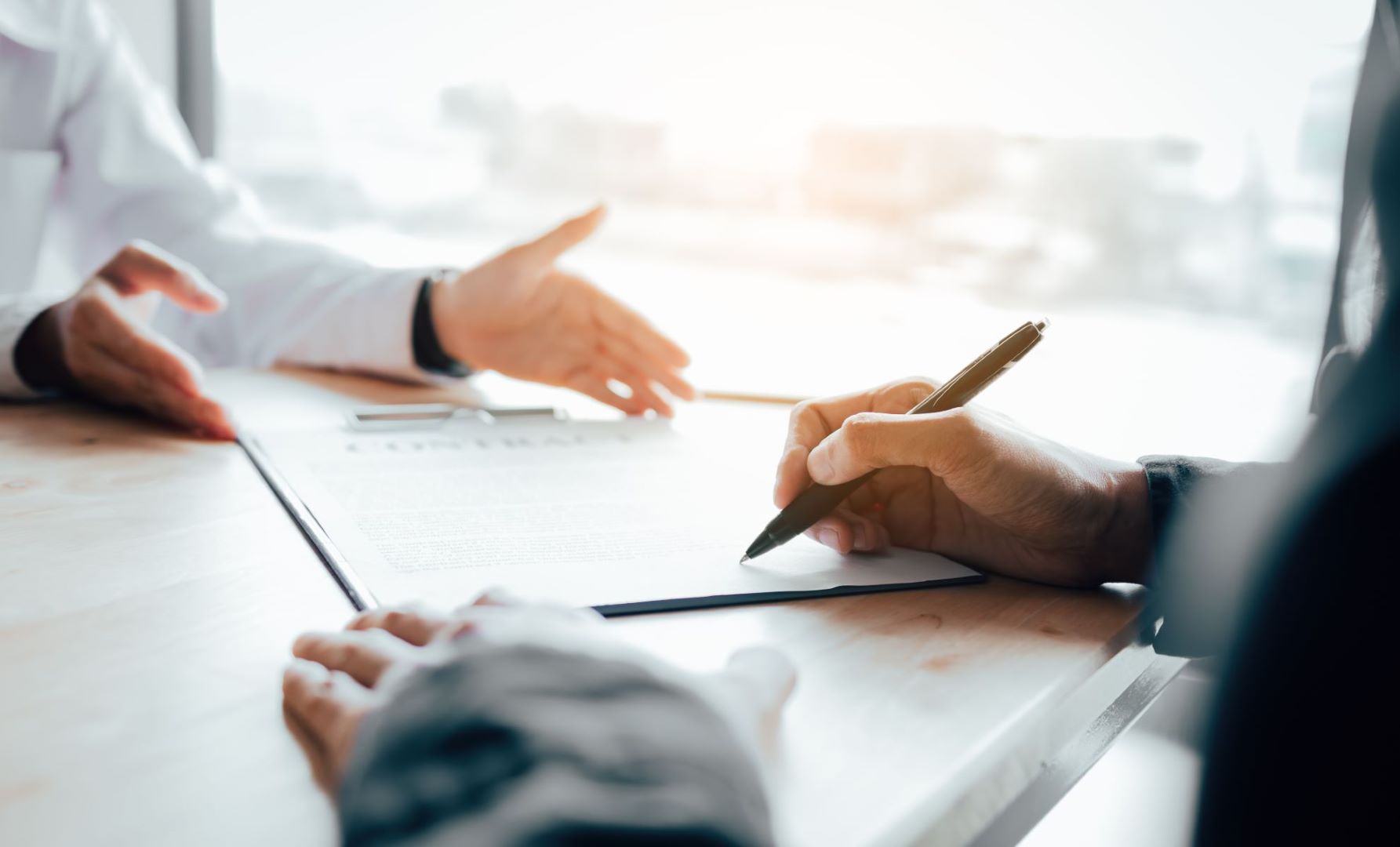 募集要項を説明する様子