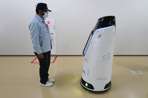 警備ロボット