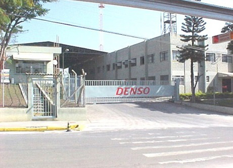 ピンダ工場正門