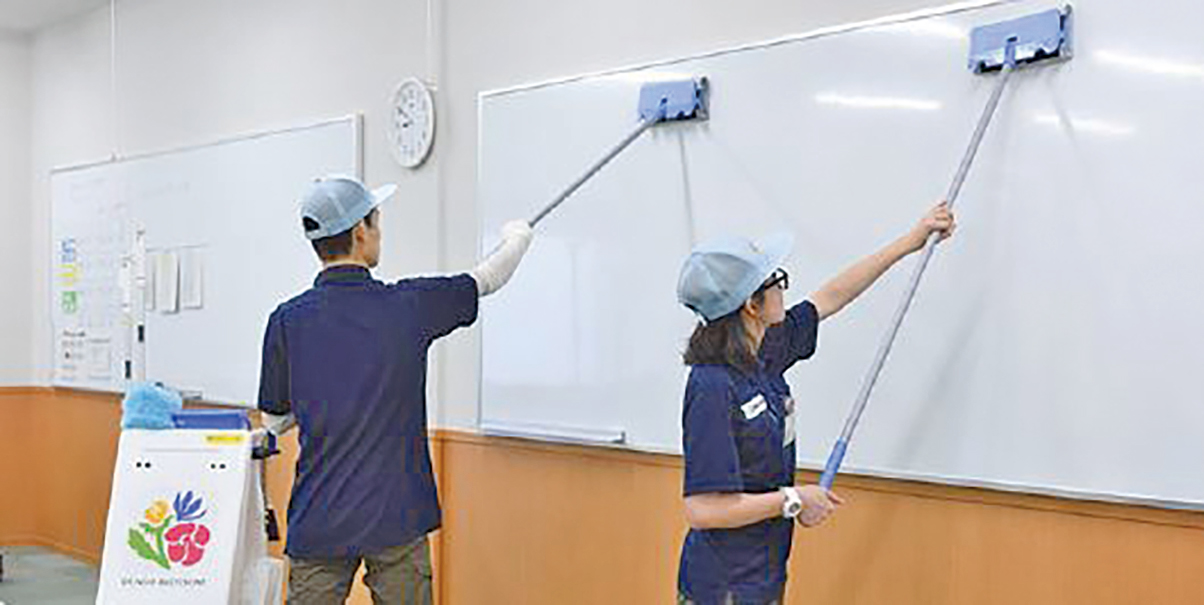 Cleaning work by DENSO Blossom