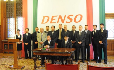 at-a-glance-img-2013