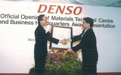 at-a-glance-img-2000